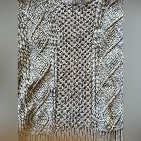 Banana Republic Knit sweater - Picture 5 of 6
